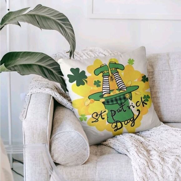 St Patrick's Day Pillow Cover ☘️ - Picture 5 of 6